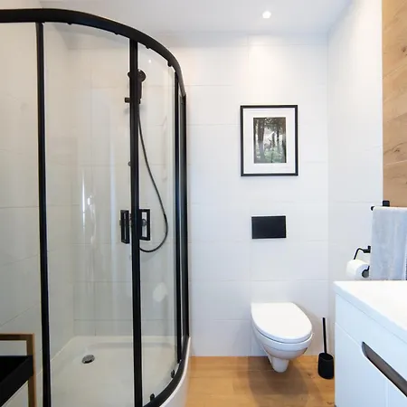 Dom Nad Jeziorem Gleboczek *