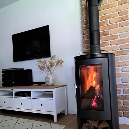 Dom Nad Jeziorem Gleboczek בית נופש Lipnica (Bytow)