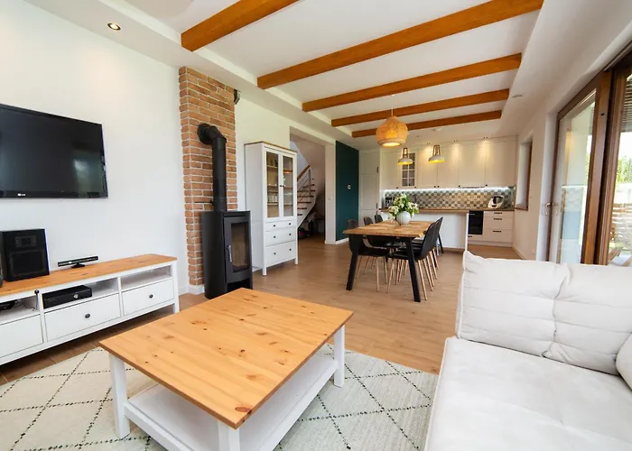 Dom Nad Jeziorem Gleboczek Semesterbostad *