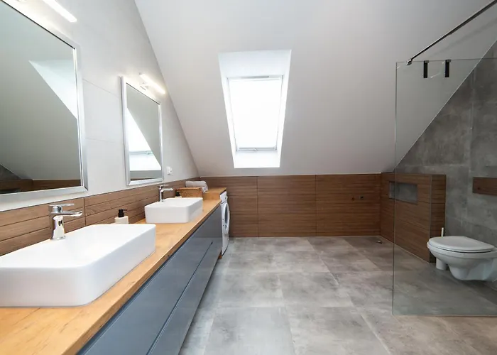 Dom Nad Jeziorem Gleboczek *