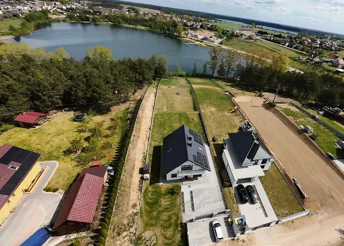 Dom Nad Jeziorem Gleboczek *