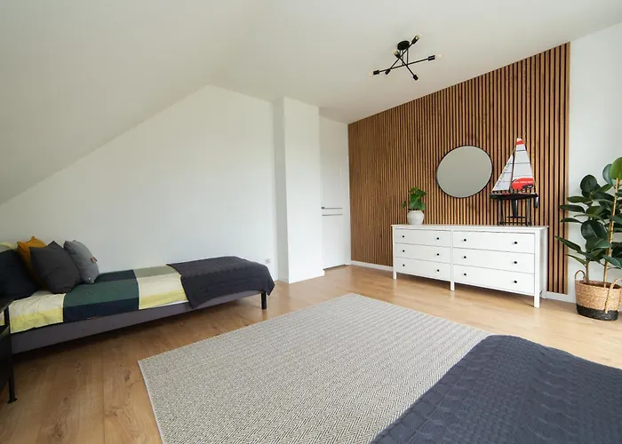 Semesterbostad Dom Nad Jeziorem Gleboczek